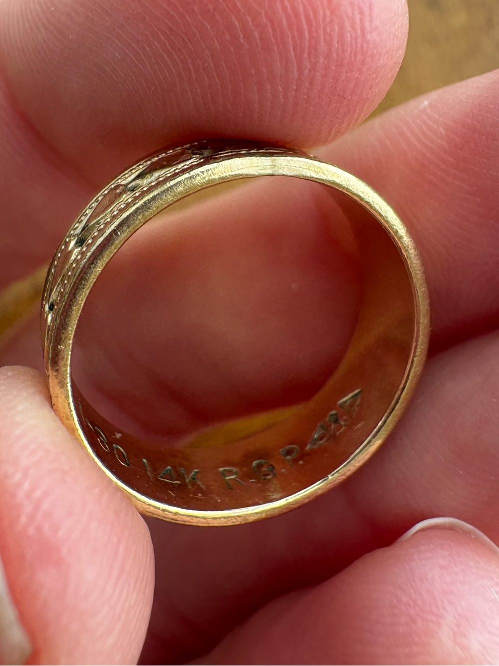 Vintage 14K yellow gold tone R.G.P. Heart Wedding eternity Band Ring 6 3/4 6.75 - Picture 13 of 16